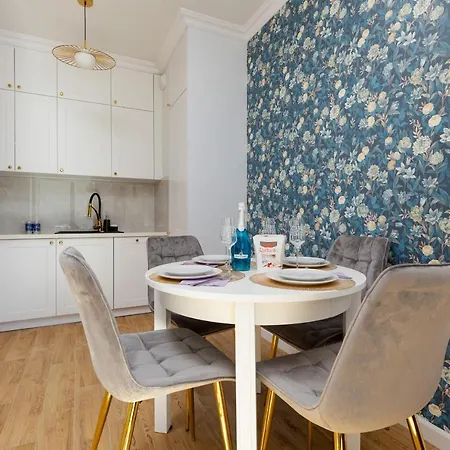 Ogrodowa Business Wola By Renters Prestige