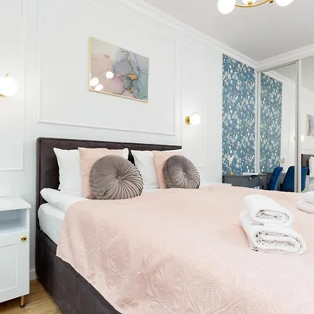 Ogrodowa Business Wola By Renters Prestige